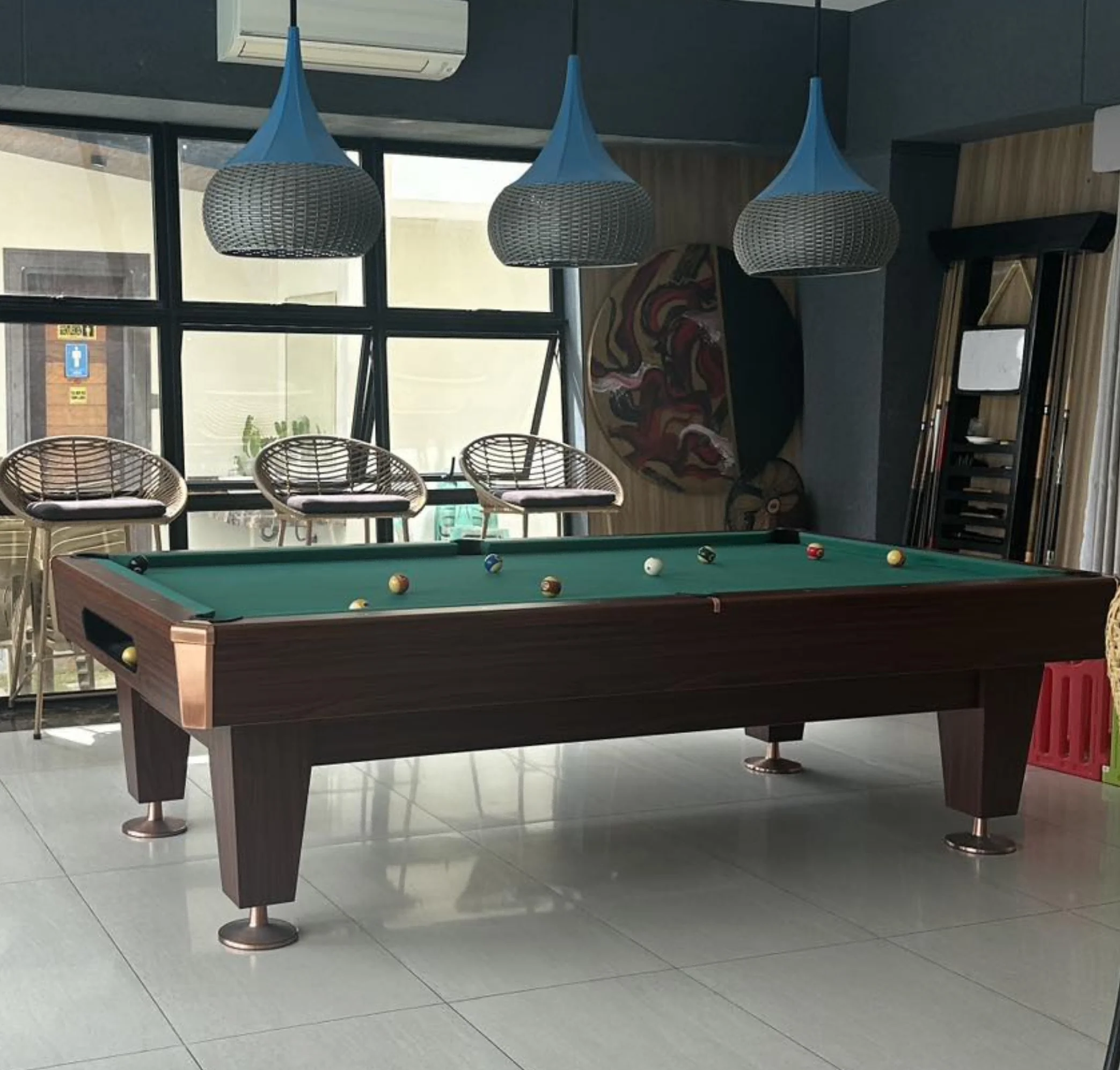 2024 hot sale factory price international standard size pool table modern designs 9 ball billiards pool table 9ft billiard table
