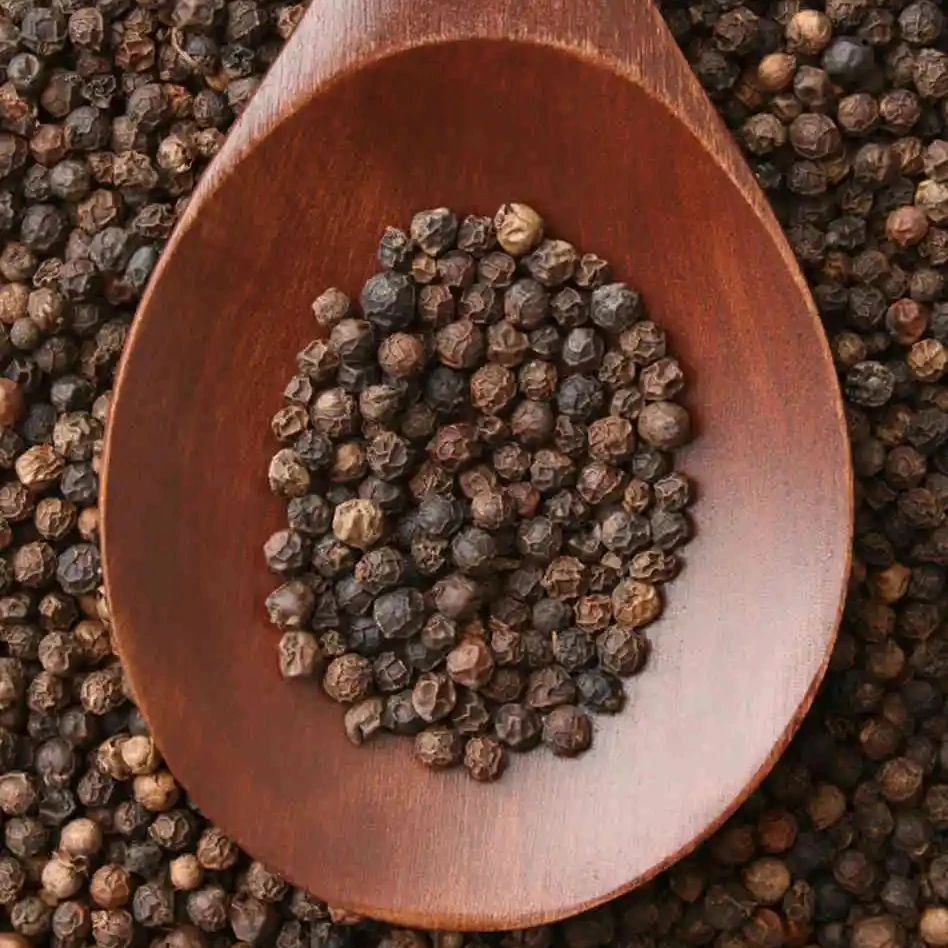 Vietnam Black pepper corn/whole grain black pepper/poivre noir 500g/l, 550g/l, 570g/l price for wholesale HANFIMEX GROUP