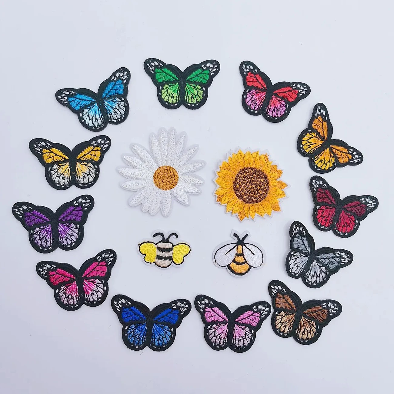 12pcs Cute Embroideries On Patches Sunflower Bee Butterfly Animal Patch For Jeans Hats Bags Clothing