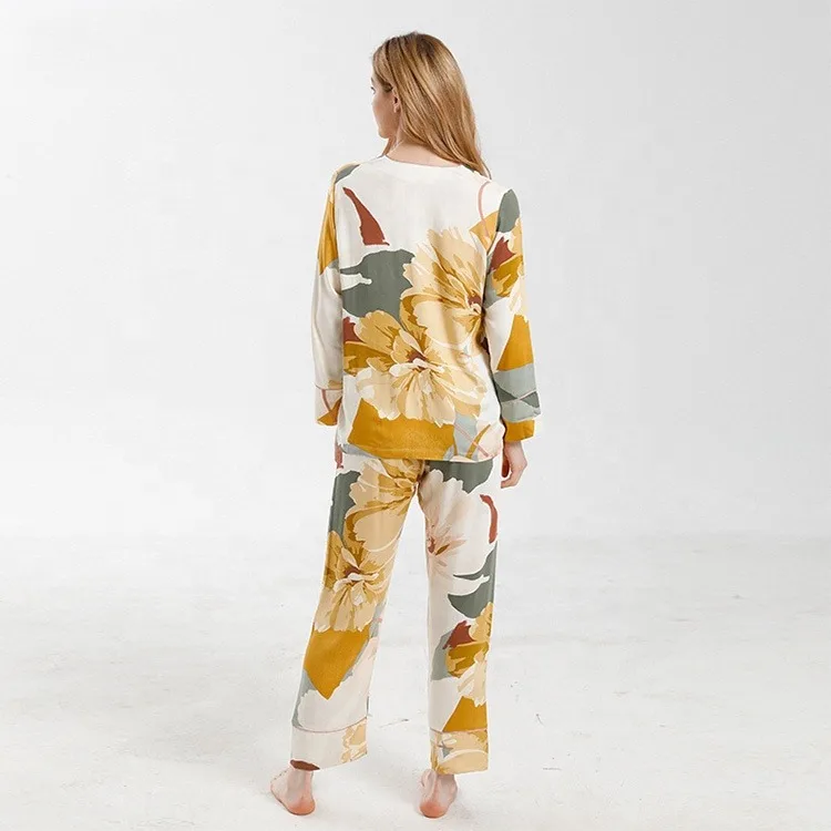 Long Print Set Pajama Ladies Casual Home wear Wholesale Knitted Sleepwear Women