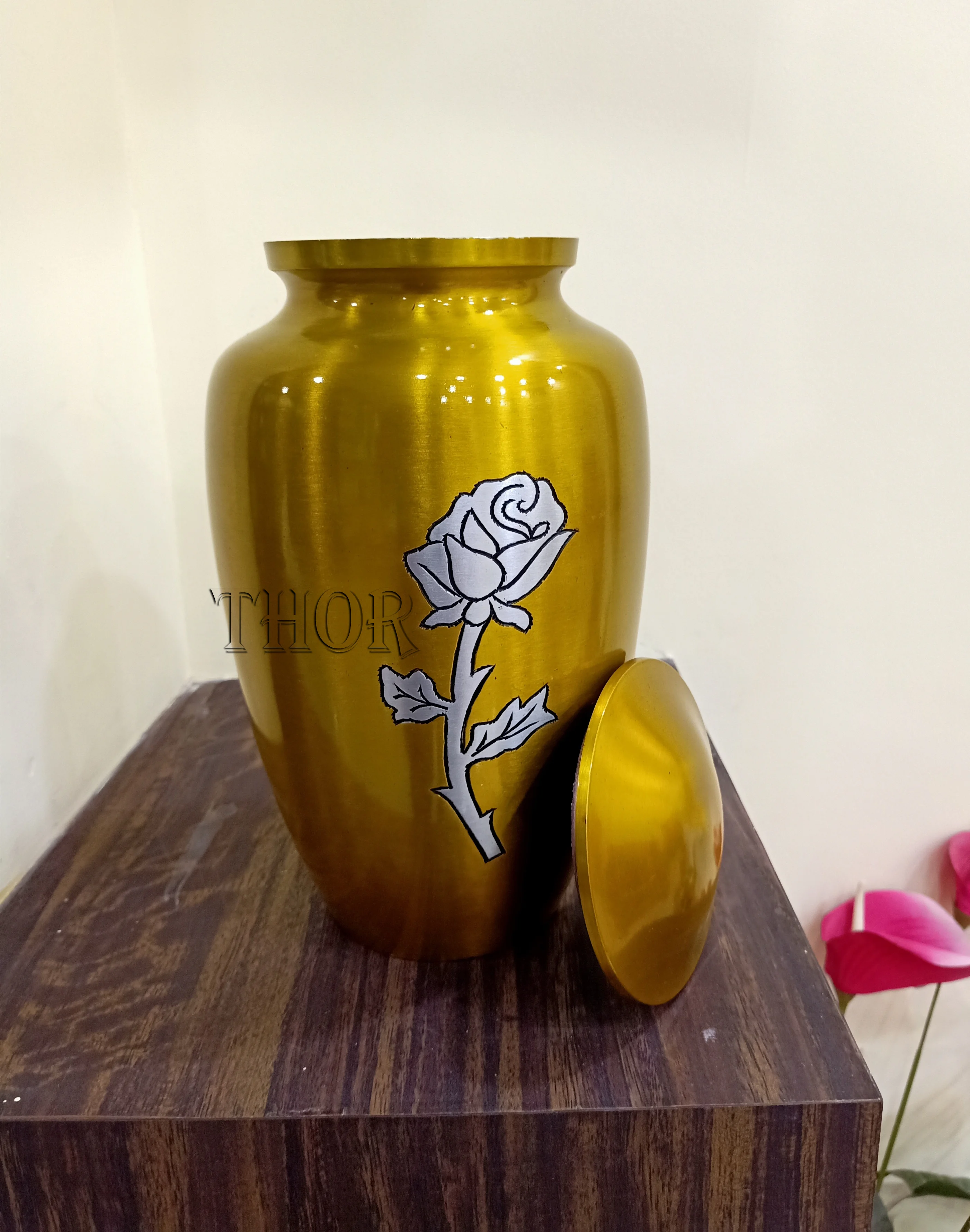 Top Selling Ceramic Pet Urn Band Aluminum with Floral Pattern Memorial Casket for Ashes Dog Funeral Urn Supplies