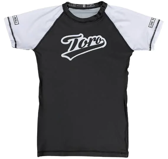 Customized Design Custom Printed Rash Guard With Cheapest Prices / Good Quality Custom Design MMA  Model Rash Guard