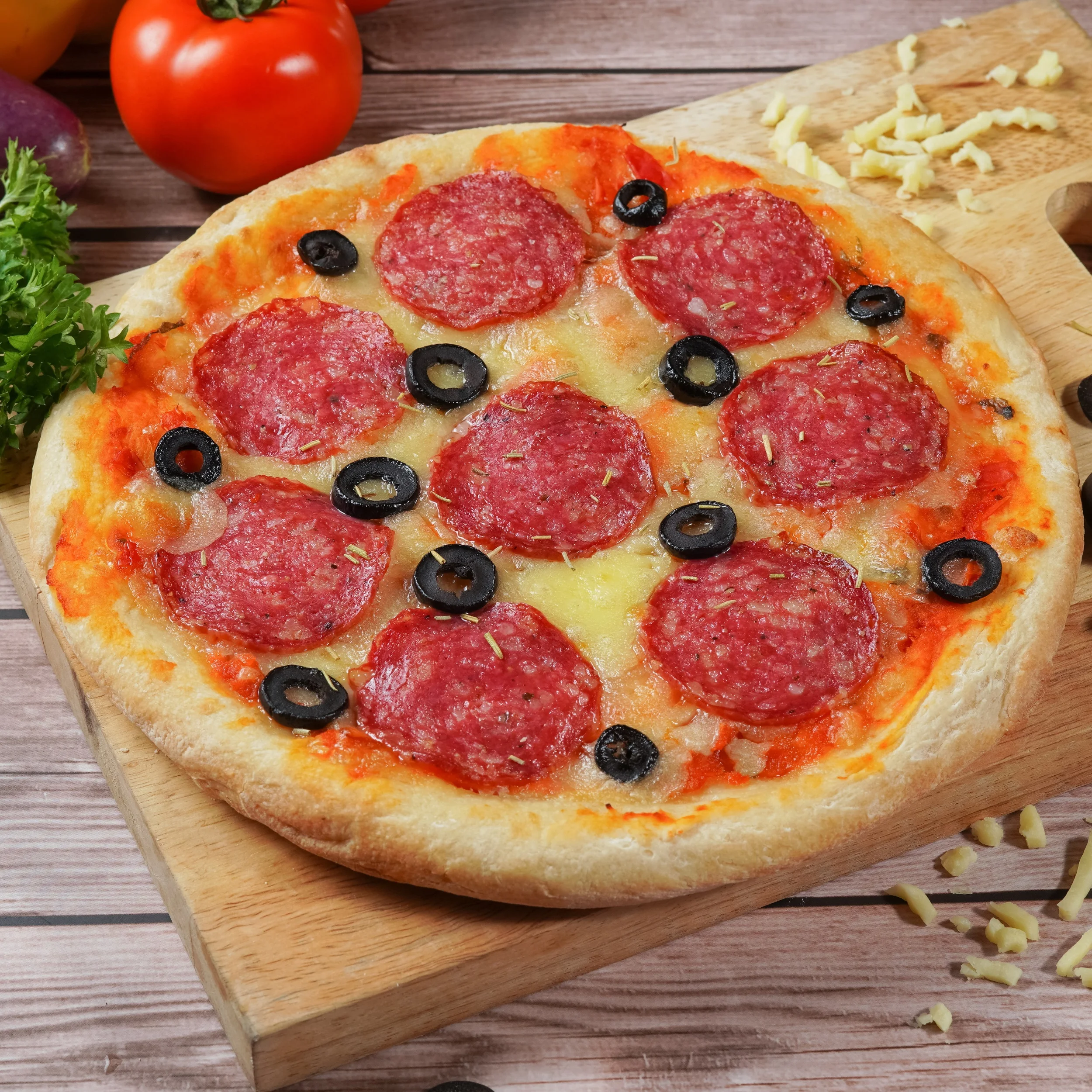 Microwave Usage Frozen Salami Pizza 9' Long Shelf Life Salty Taste Fluffy & Chewy Wholesale Food Produced In Vietnam