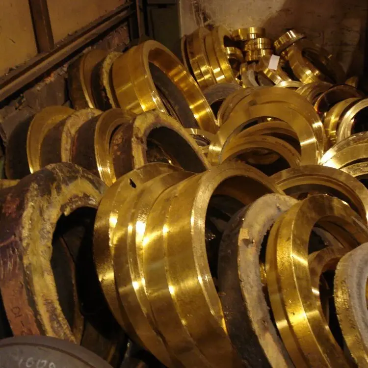 BUY HIGH QUALITY PURE CLEAN BRASS SCRAP.