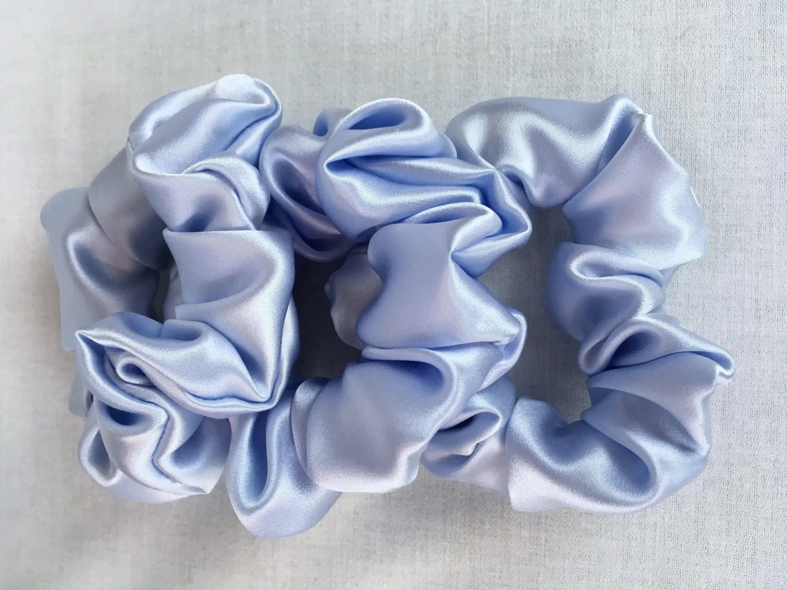 ZEDAAR silk Scrunchies For Women Girls Made With 100% silk Classic Scrunchies 2022 Collection