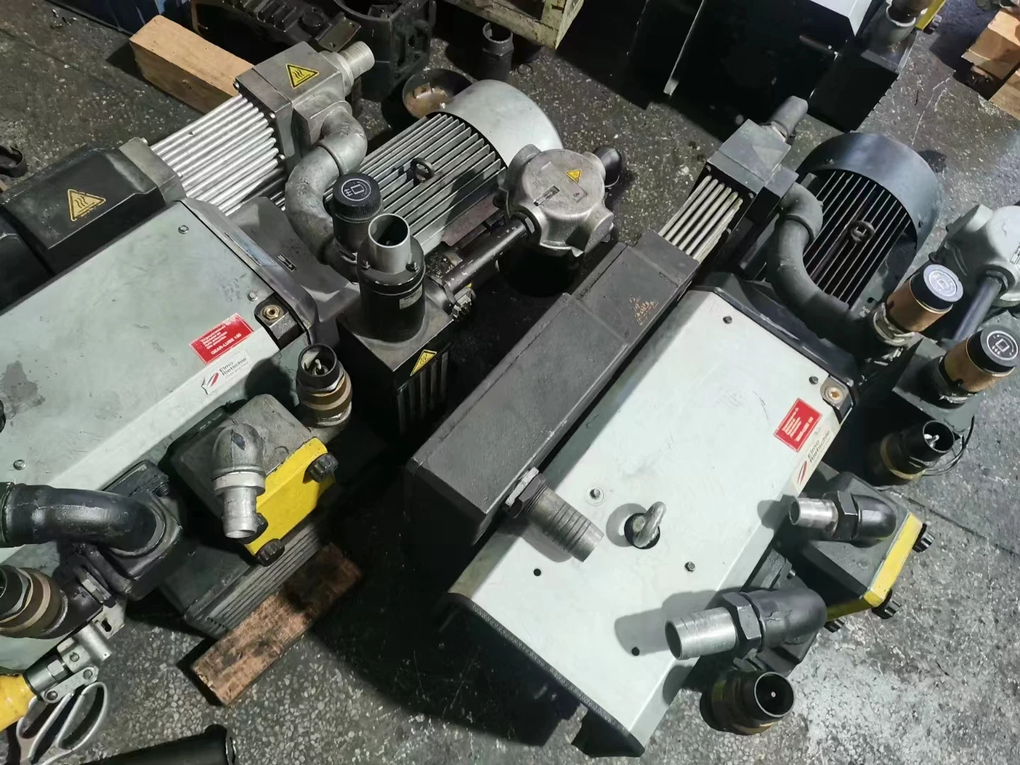 C2.102.1902 Main Blower Pump AM100LF2 Motor For Heidelberg Offset Spare Replacement Parts