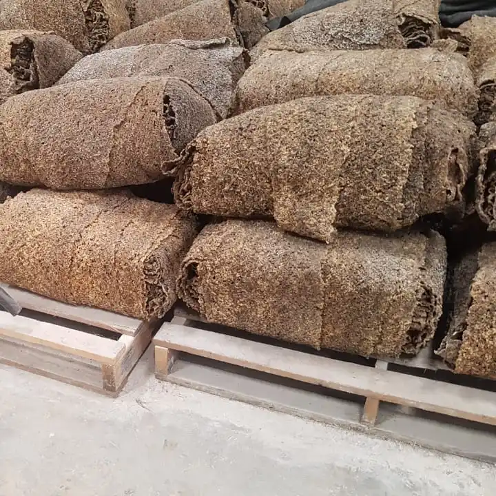 Large Quantity of Brown Crepe Rubber Sheet For Sale