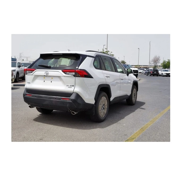 Модель бензинового двигателя Toyotai RAVV4 с рабочим объемом 2 5 л и мощной мощностью
