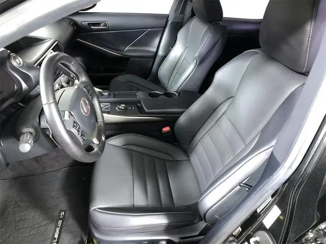Используется 2020 Lexus 350 Спорт