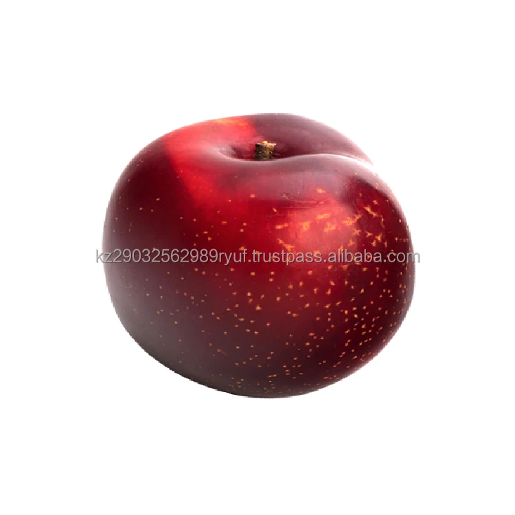 Fresh plum grade FORTUNA color red-purpl weight: 120 g. pulp yellow storehouse of nutrients