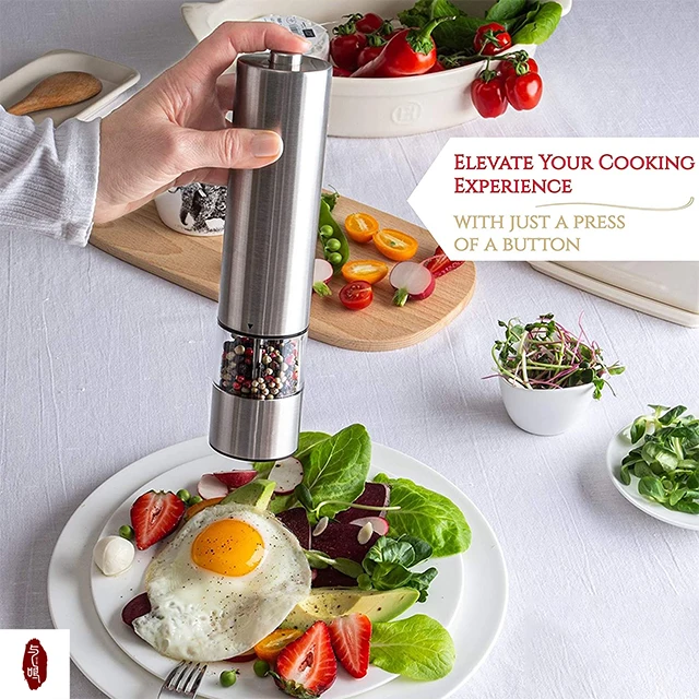 Salt and Pepper Shaker with Adjustable Coarseness