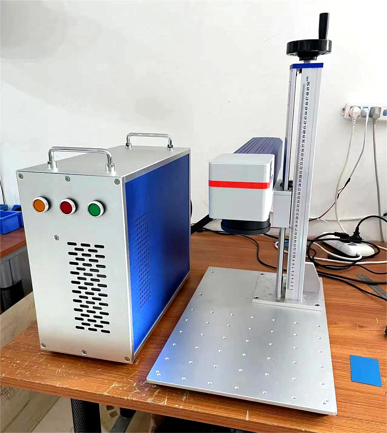Machinery industry equipment cnc phone case printing machine 20w fiber laser engraver graving marking machine metal 3d printer