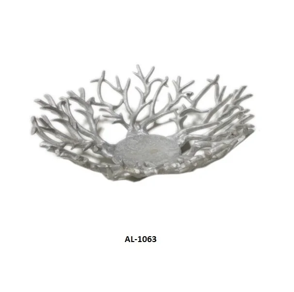 Metal Aluminum Lantern Premium Quality Classic Stylish Silver Color Lantern Indian Stylish New Decorative Design Candle Lantern