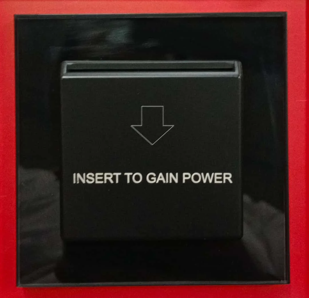 Energy Saving switch Fox Domotics  RFID MIFARE key card envelop  Hotel energy saving switch hotel Apartment energy saving switch