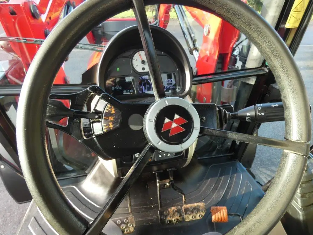 Fairly Used/ New Massey Ferguson Tractor MF 385 4wd / Buy Second Hand Fairly Used Tractor MF 290 Cheap Price