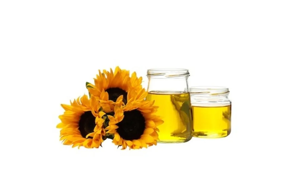 Organic Refined Sunflower Oil Crude Vegetable Oil Extracted from Seeds Enhances Shelf Quality Packaged in Drums Bulk