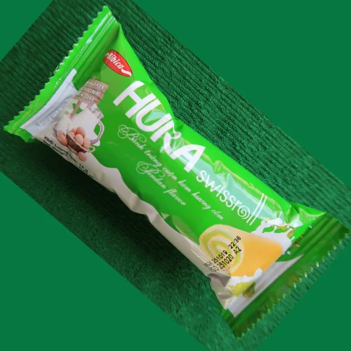 Pandan Flavor Hura Swissroll 360g in demi box