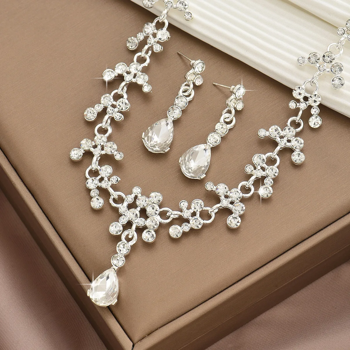 New Two-piece Wedding Set Necklace Earrings Korean Style Super fairy Wedding Dress Versatile Accessories for Women