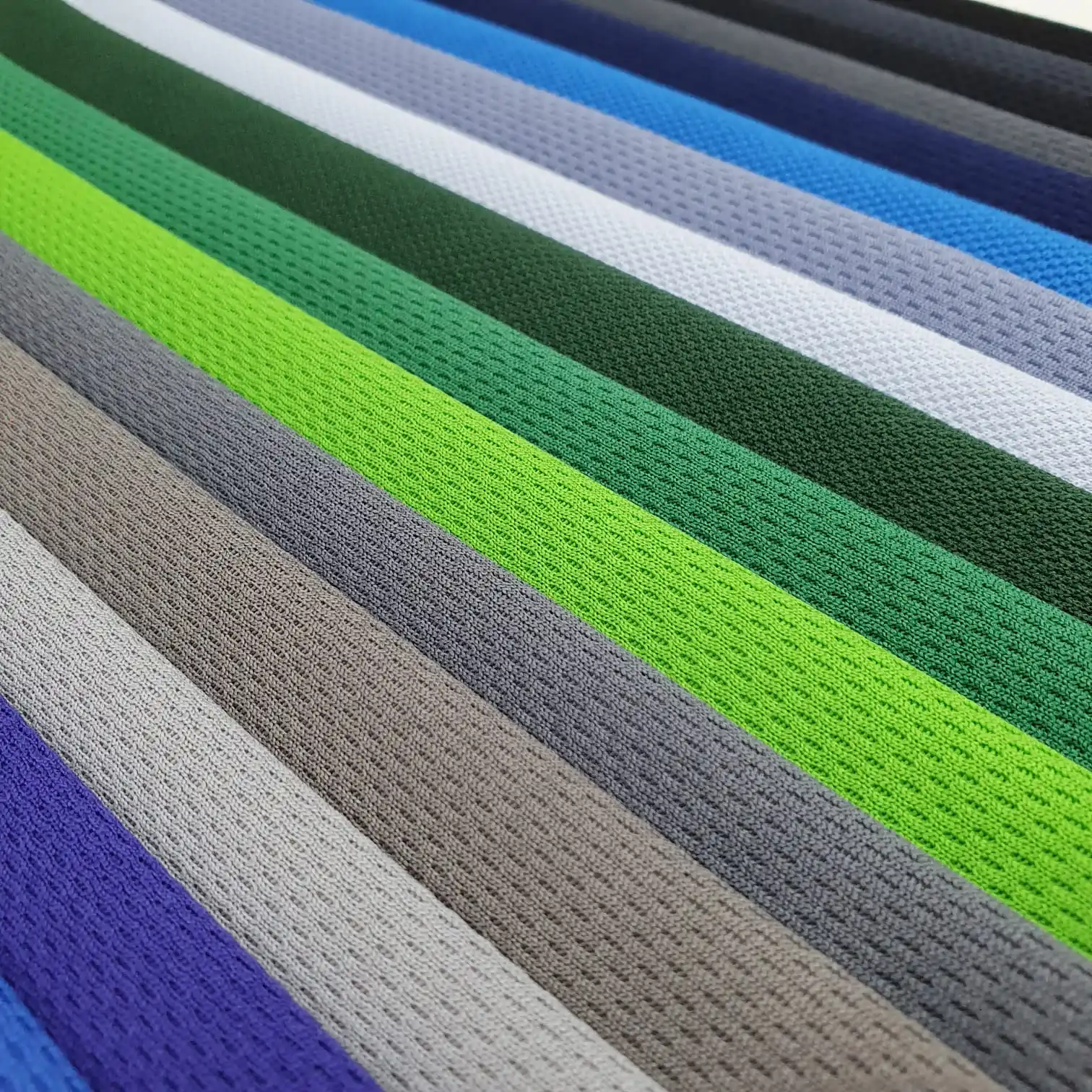 Stretched White %100 Polyester Black Colors Bird Eye Fabric Quick Drying Clothing Sports Wear Eyelet Knitting Soccer Uniform