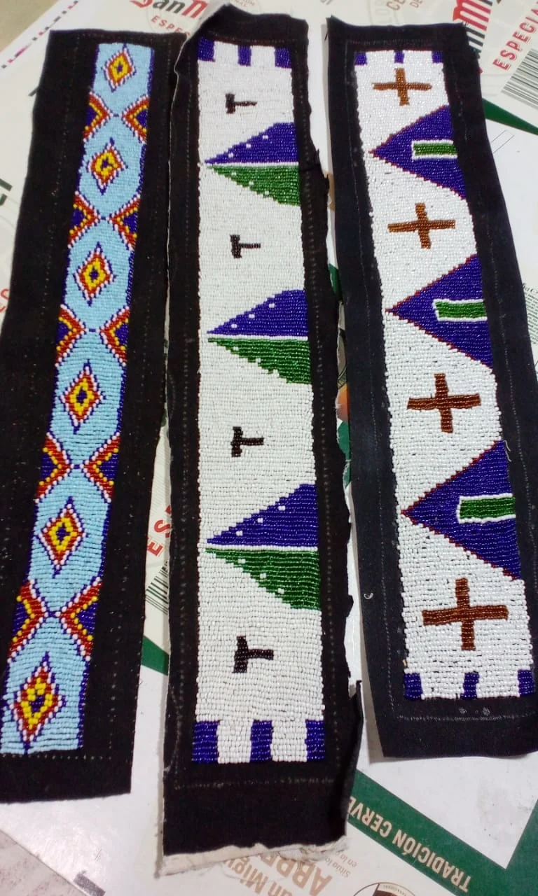 Black Flower Seed Beaded Handmade Patches Patches Pearl Beaded Ethnic Beadwork Native Crafts Patches Custom Embroidery