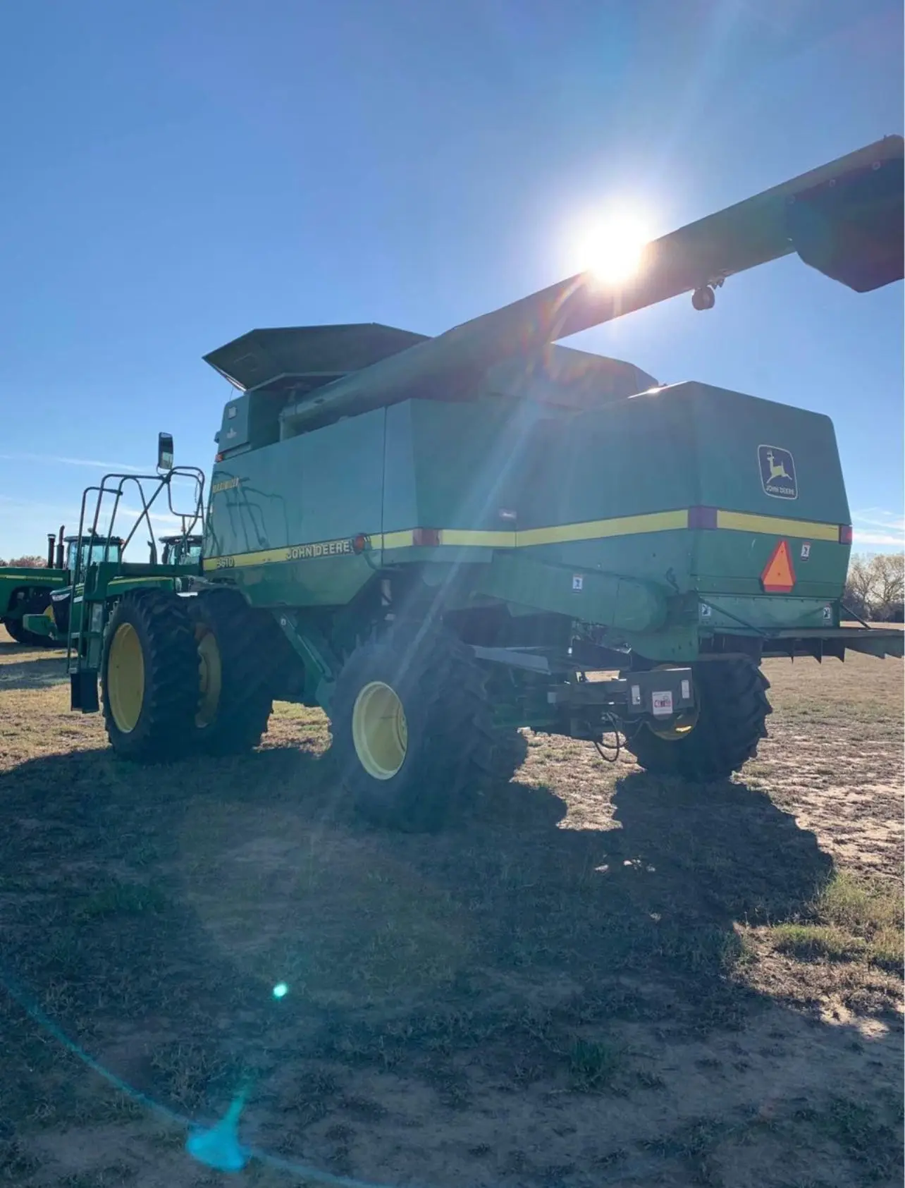 Buy Fairly used High productivity Used John Deere Combine Harvester from USA Rice Wheat Corn Harvester Used John Deere Combine