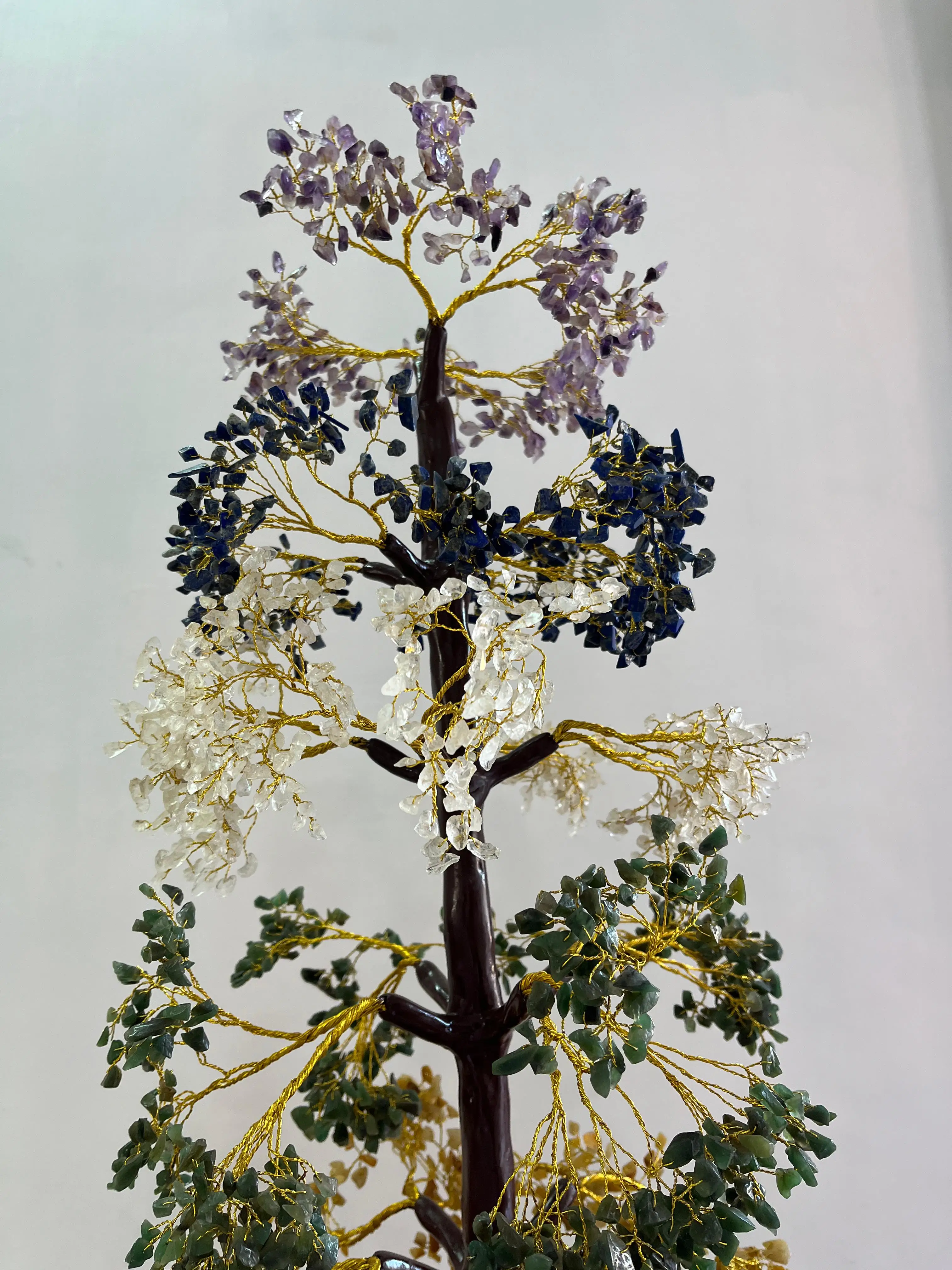 Wholesale Natural Crystal Seven Chakra Tree Large Fairy 5000 Beads Gemstone Trees For Home And Office Decoration
