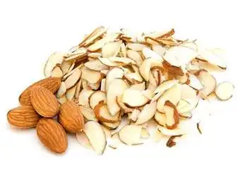 Top Grade Bulk Box 10 kg Nuts and kernels Unshelled Sweet Almond Kernels Almond for wholesale at low price