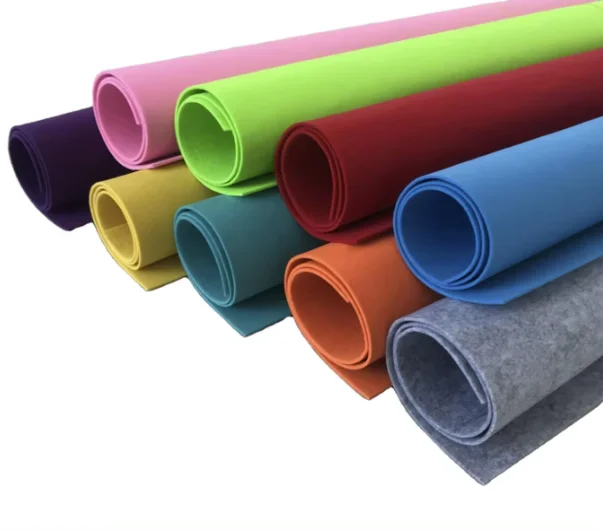 Colorful Nonwoven Needle Punched Soft / Hard Felt 1-5mm Thick Vietnam Polyester Felt