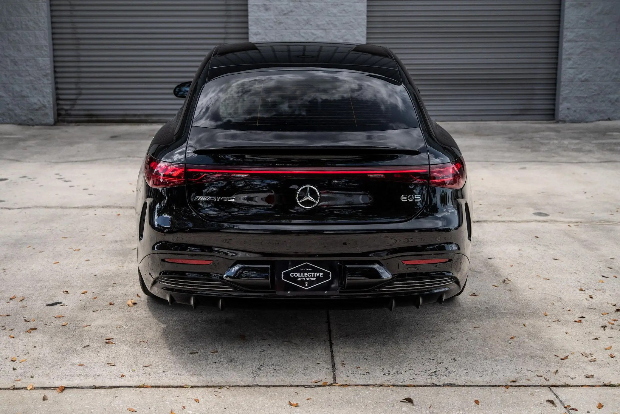 Neatly used 2022 Mer-ce-des-AMG EQS Hyperscreen, Dual-Motor AWD Sedan Transmission Automatic (7-Speed) for sale