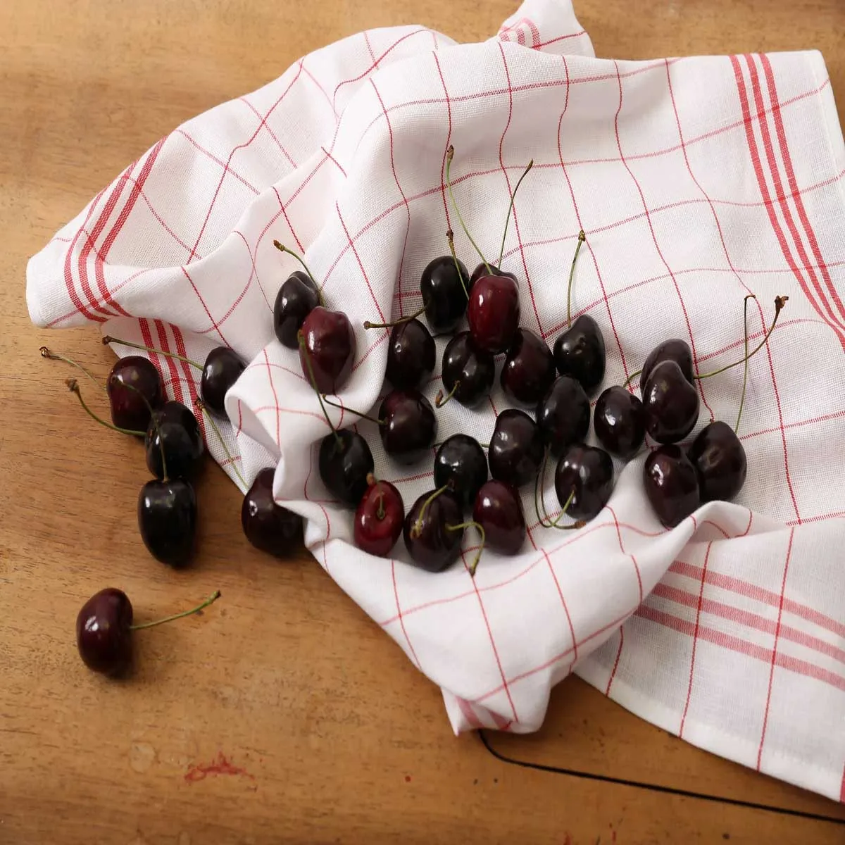 100% Natural Cotton Window Pane Plaid Red Dish Tea Towel Quick Dry Highly Absorb Sustainable Friendly Kitchen Towels Reusable