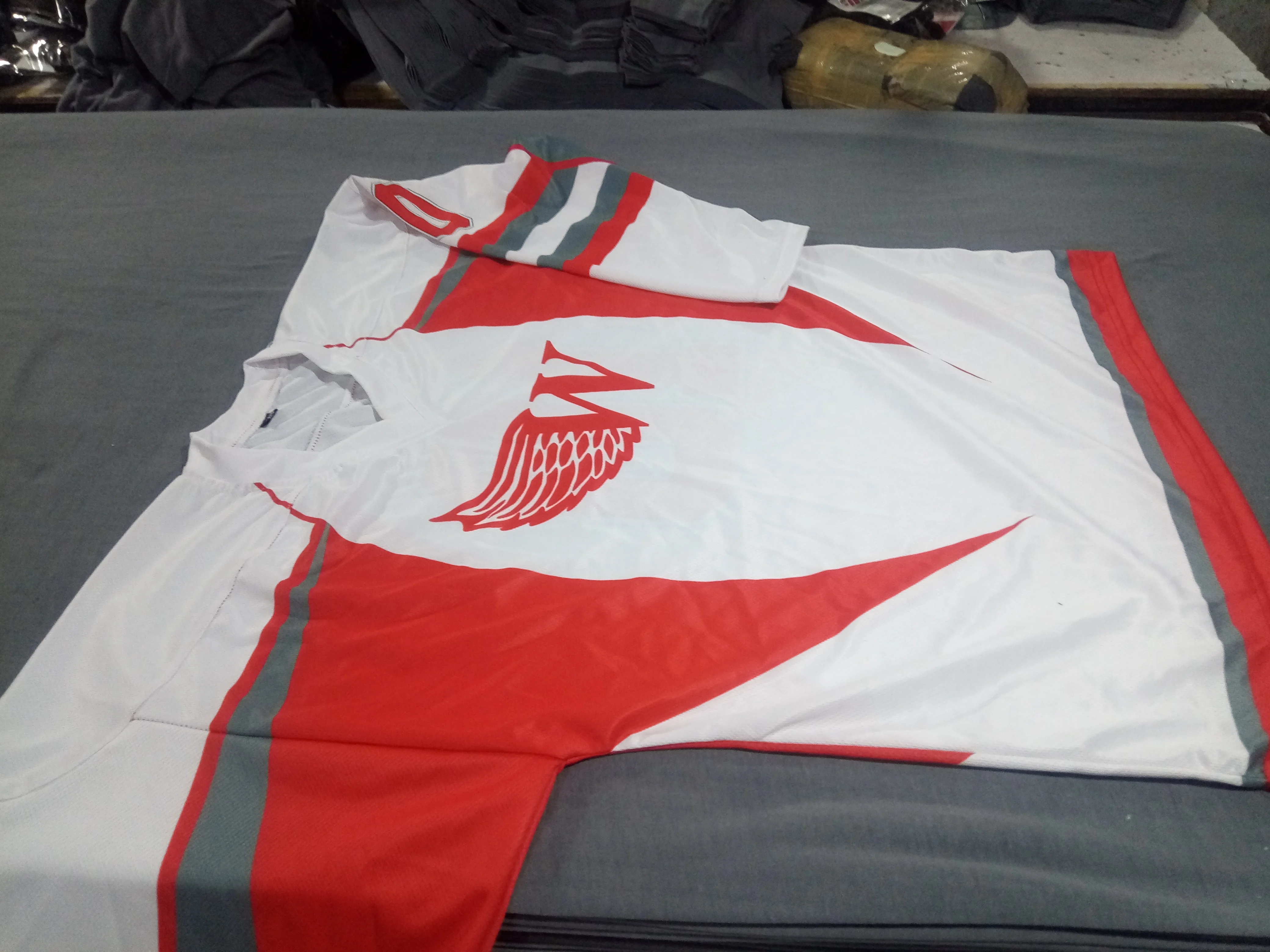 Ice Hockey Shirts Custom Hockey Jersey Golden Sublimation Embroidery Unisex OEM Customized Anti Technics Logo ice hockey shirt