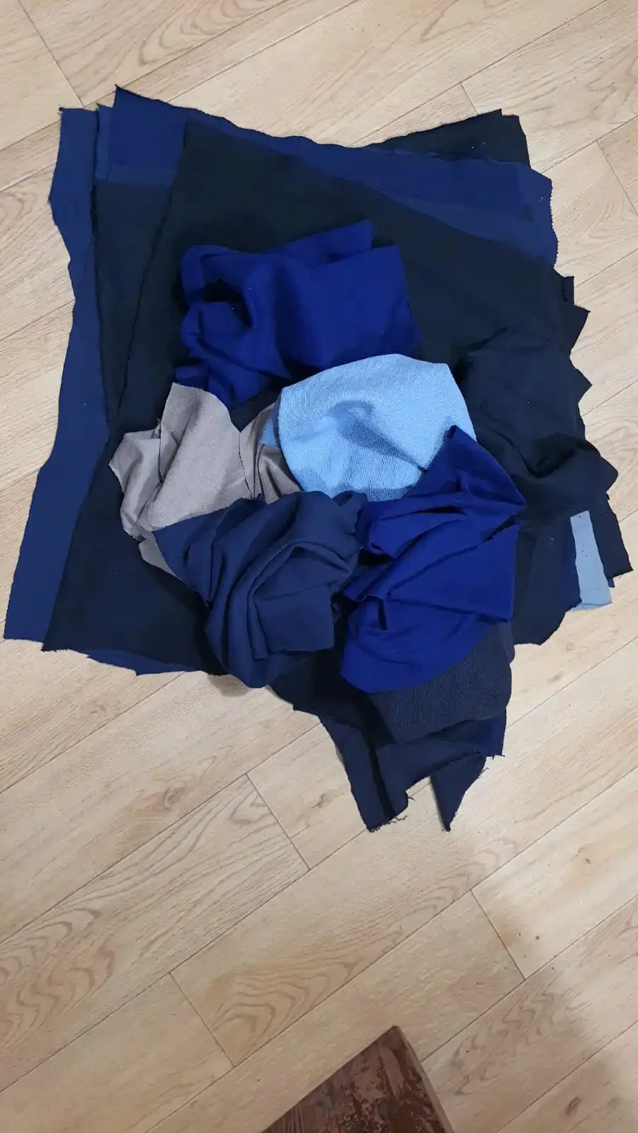 Garment Fabric Waste Dark Color Terry fabrics Swift shirt fabrics Supply Factory Hot Selling 2022 Bangladeshi Supplier