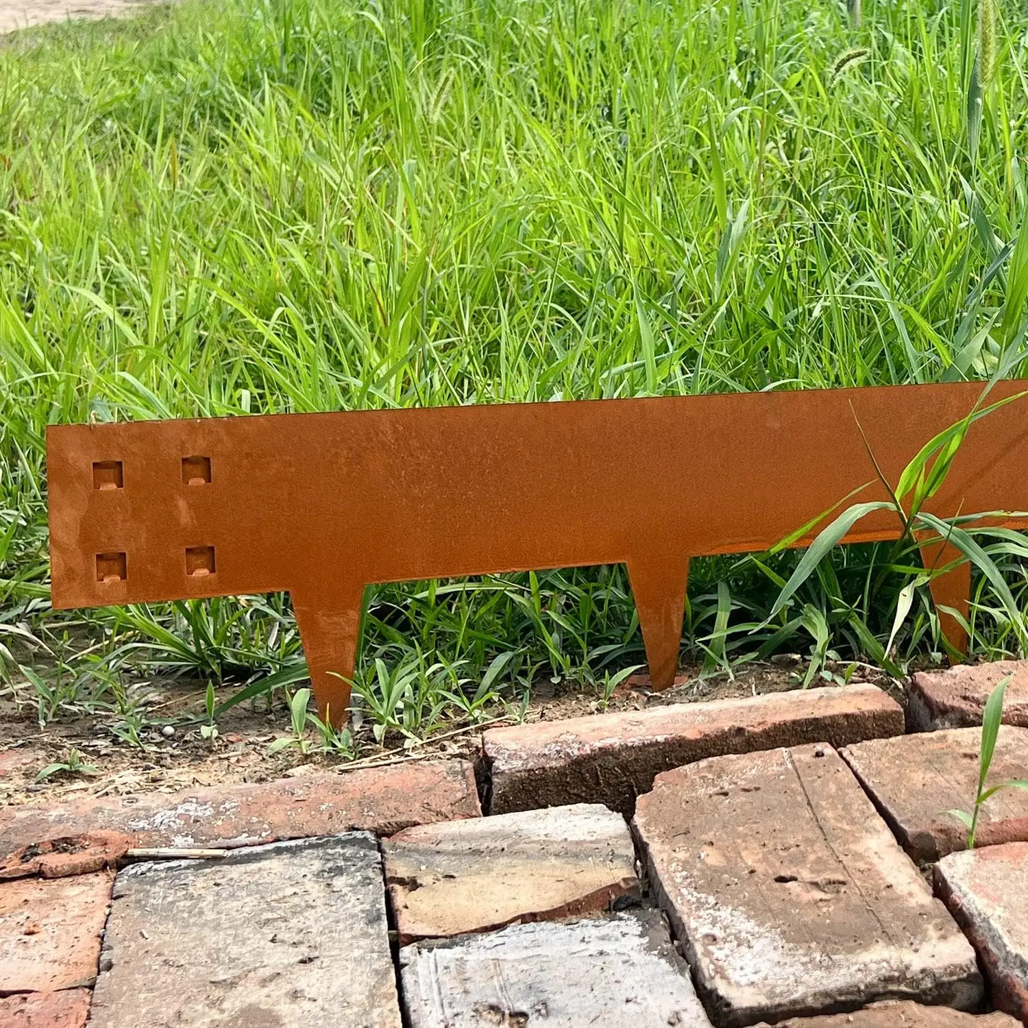 Factory price wholesale durable corten landscape edging metal garden lawn edging