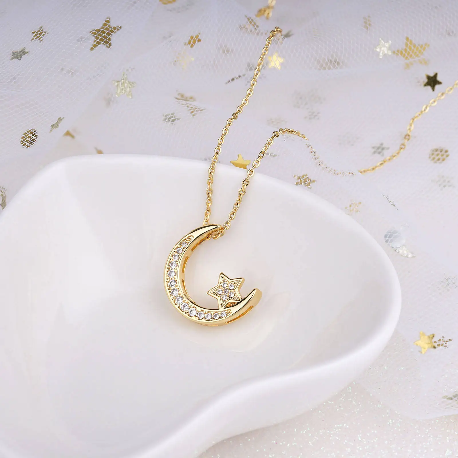 collares de luna Brass Zircon Moon And Star Necklace Gold Plated Moon Necklace Moon Pendant Necklace For Valentine Jewelry