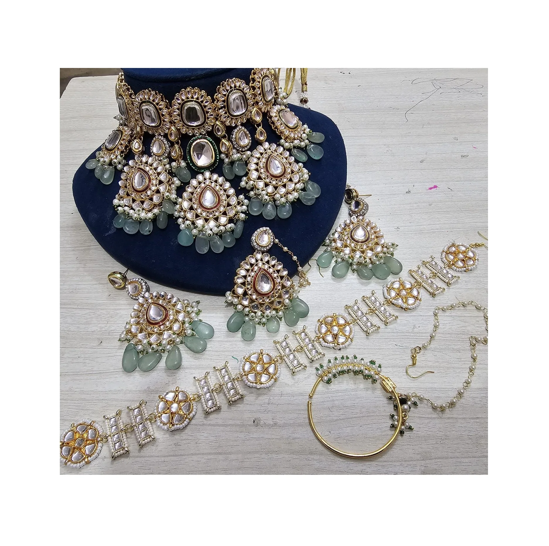 Modern Design Heavy and Classy Bridal Jewellery Set with Earings and Maangtika Available at Affordable Price from India