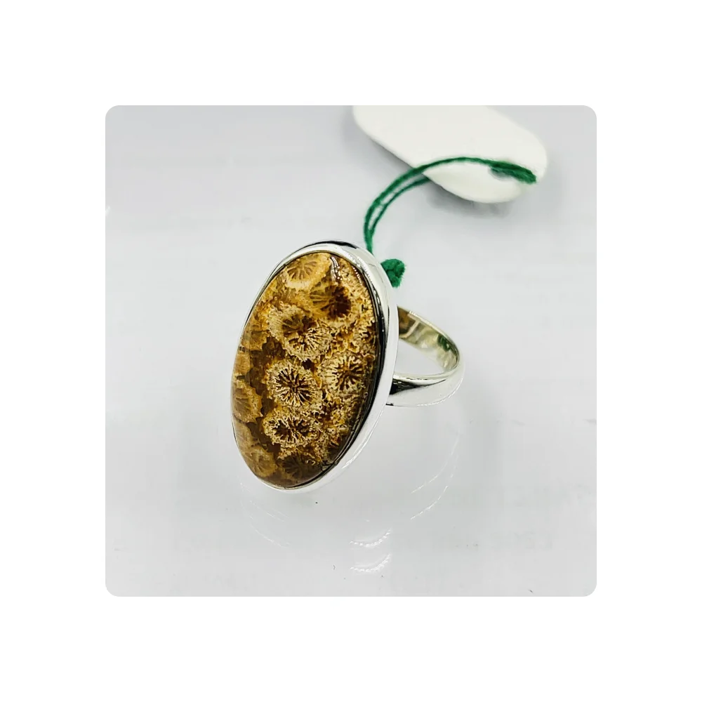92.5 Sterling Silver Ring Natural Golden Shine Gemstone Cabochon Perfect Moissanite Diamond Colorful Gemstone Perfect Cabochon