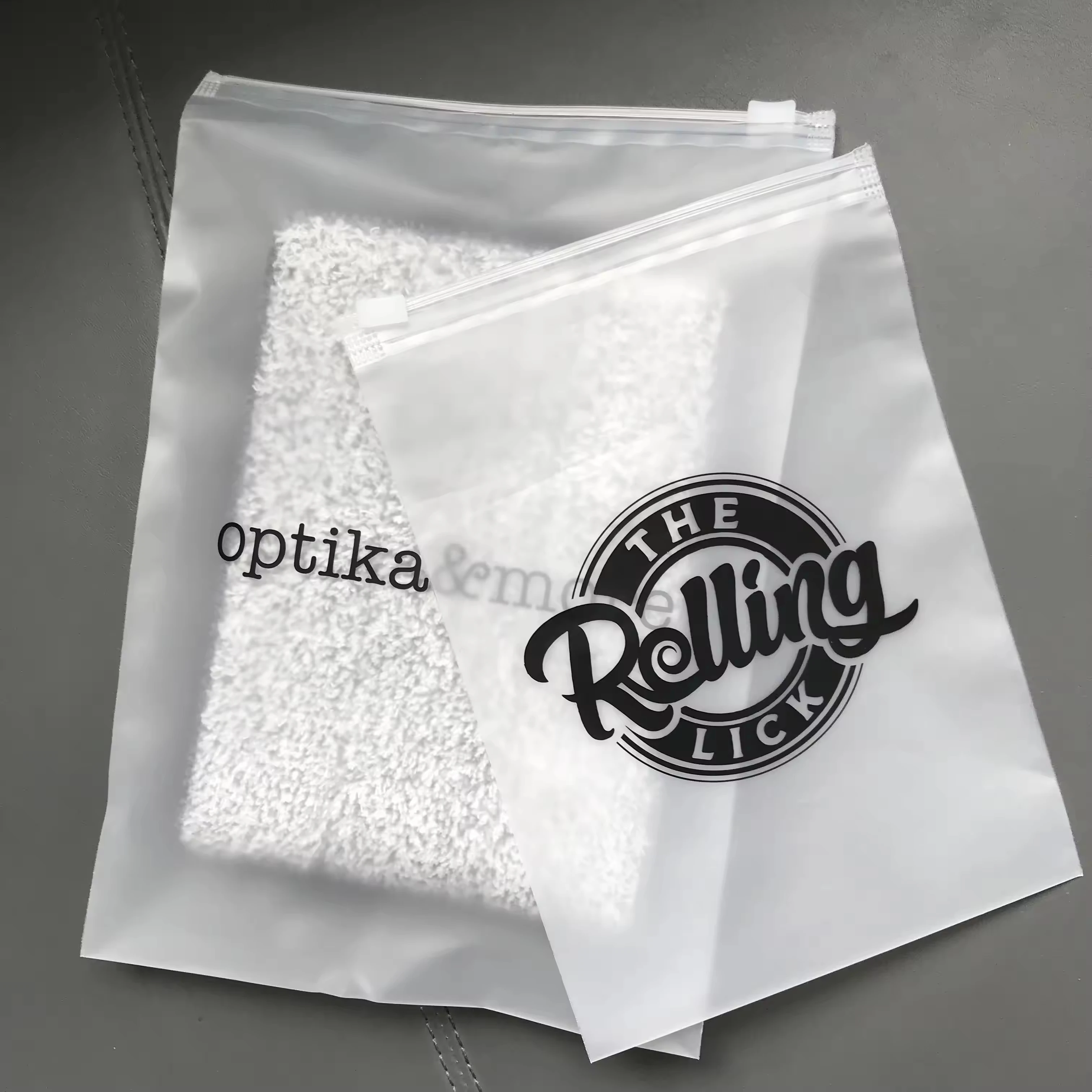 Wholesale Custom logo Frosted Plastic bag Clothes Zip Lock Self Sealing Bag Clothing Packaging Frosted Zipper Bags printed logo