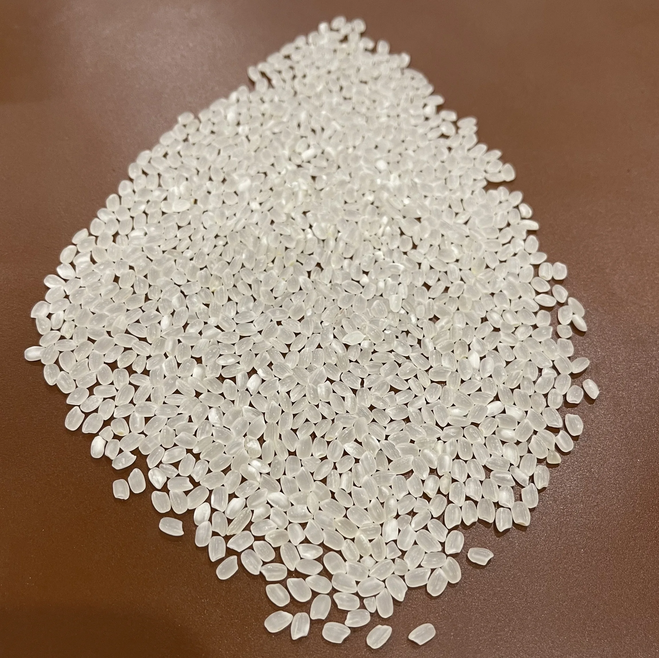 RICE GRAIN DELICIOUS OEM SOFT PRICE 3% BROKEN WHITE TEXTURE SHORT GRAIN DRYING EXPORT QUALITY JAPONICA RICE VIETNAM