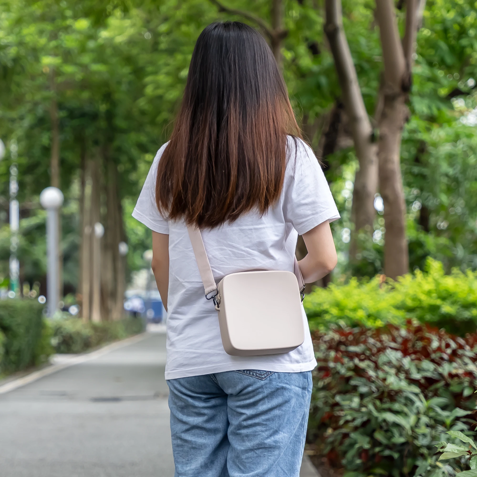 Women Silicone Waterproof Square Sling Shoulder Bag Small Crossbody Bag Lightweight Handbag with Trendy and Stylish Look