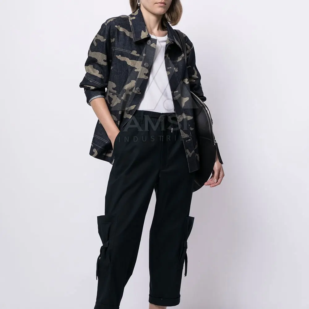 OEM Outdoor Wear Slim Fit Men Jean Jacket Covered Button Up Men Full Sleeves Jeans Jacket In High Quality