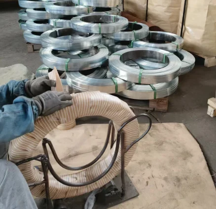 China manufacturer zinc 30g Oscillated Q235B with galvanized Painted steel strip galvanized strapping for factory