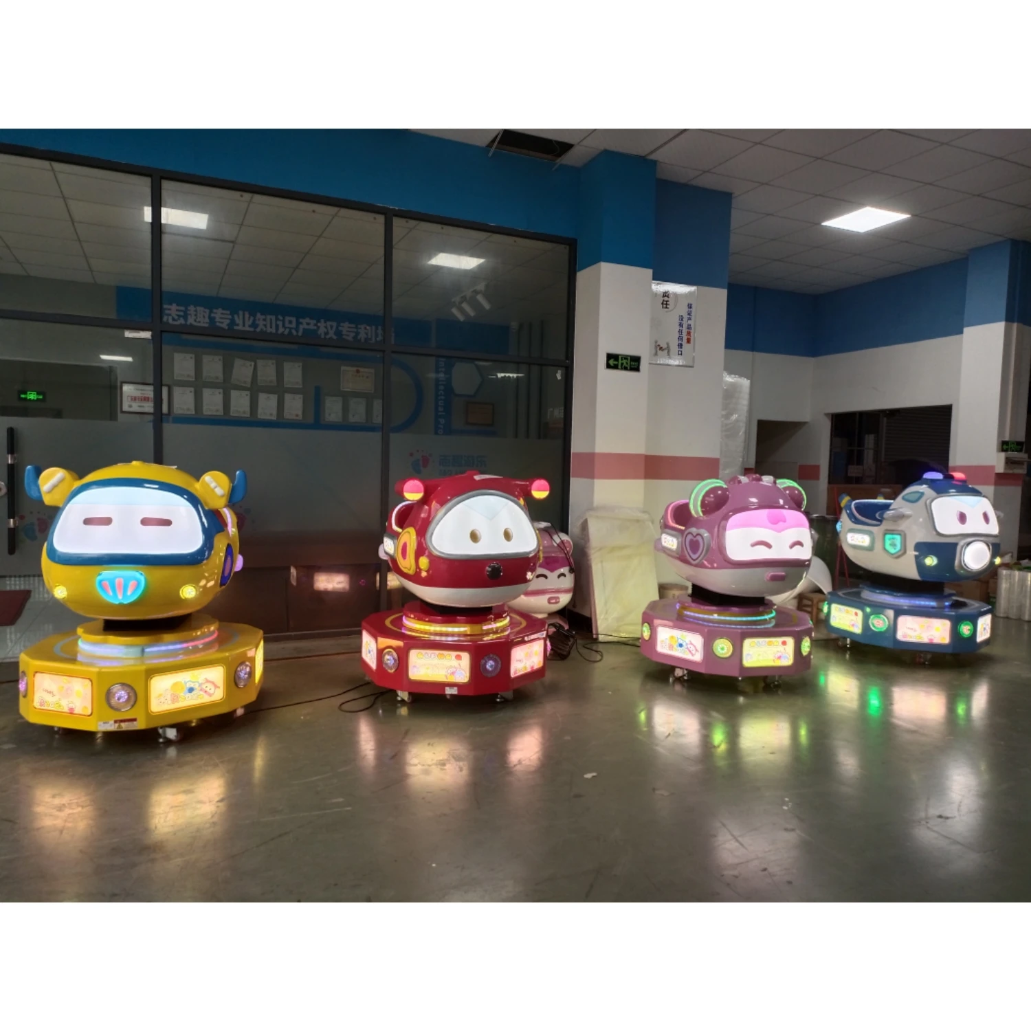 Coin Operated Park Swing Car Game Machine Kiddie Rides Mall Newest Kids Cars Electric Ride Bumper Car with Screen