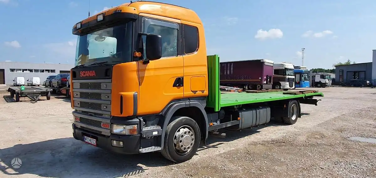 Грузовик-транспортер Scania