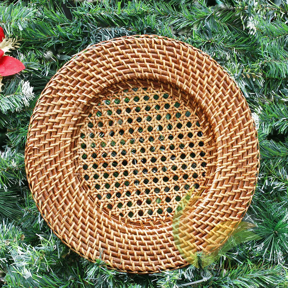 Vietnam Factory Vintage Style Natural Rattan Woven Placemat Round Table Mats For Food Plate Display Natural Rattan Charger Plate