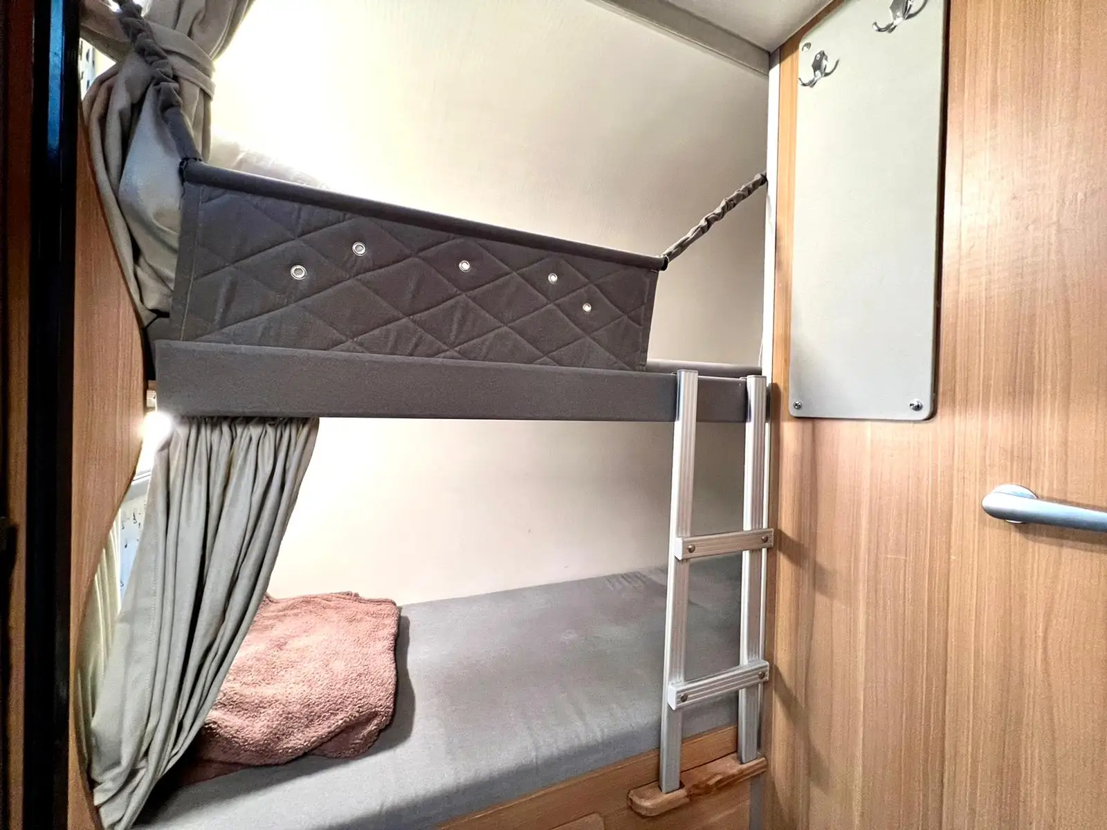 Hot Selling High Quality Customized Caravan Trailer for moving room use caretta uncle made in Turkey