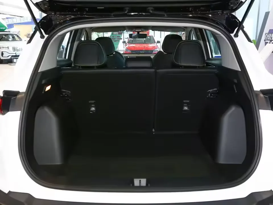 China Binyue Coolray Suv Geely Gas Petrol New Cars for Sale geely /geele /gelly coolray sport used car new car available