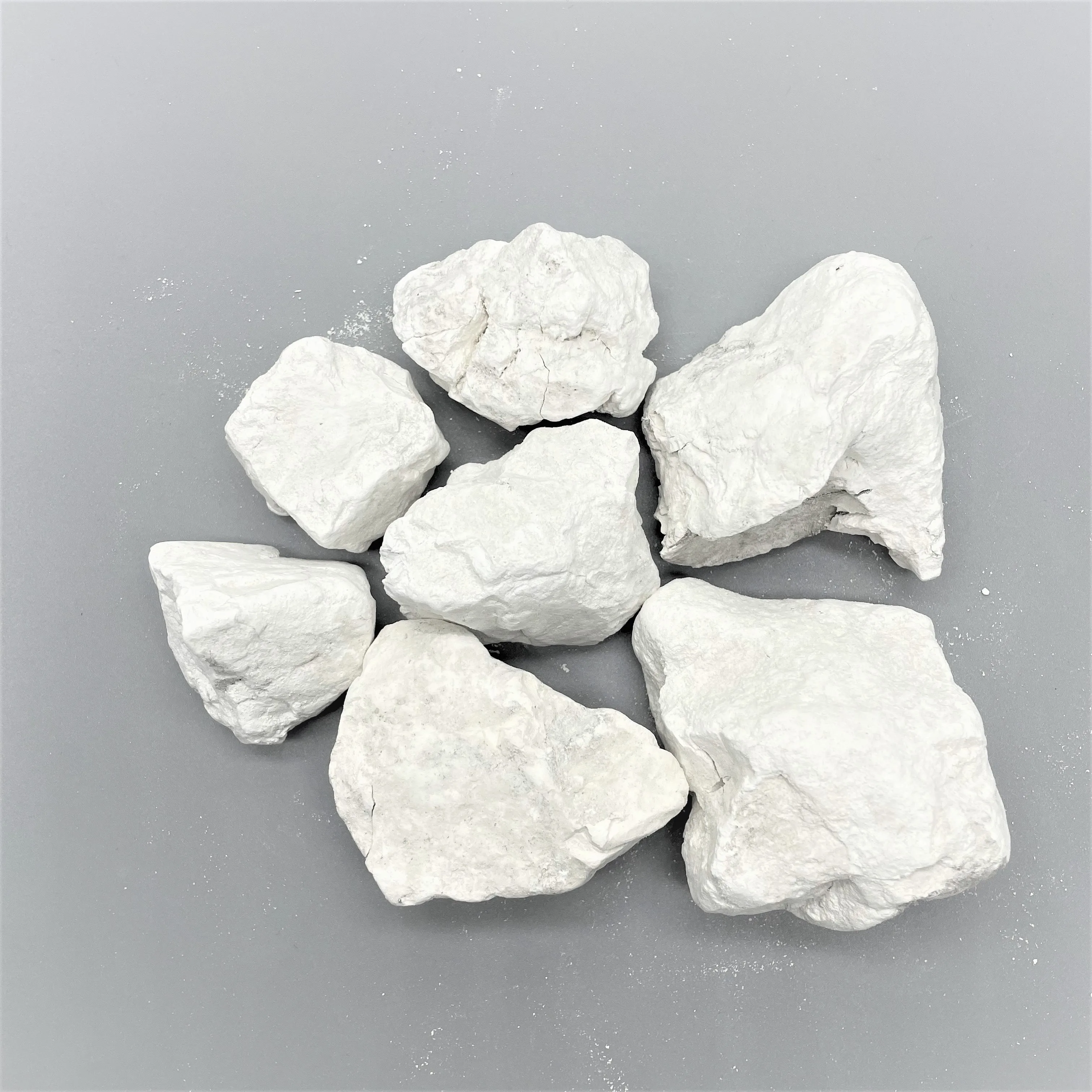 Best Seller Cheap price Quicklime Lumps Quick Lime CaO Burnt Lime Vietnam For Flue Gas Industry