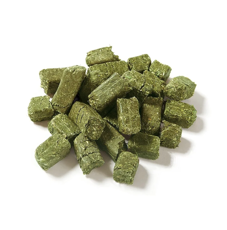 Alfalfa Hay Bales/Alfalfa Cubes/Alfalfa Pellets Stock Available