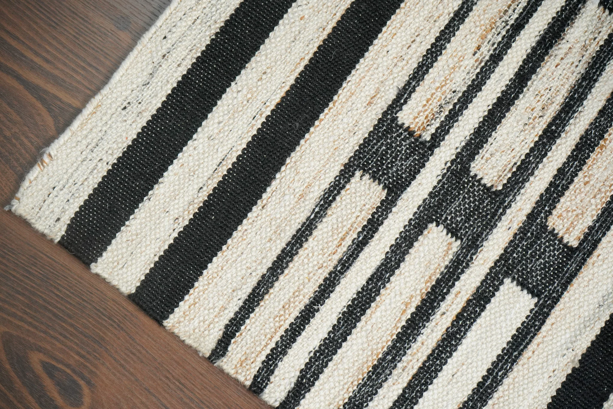 Cultural Threads Kilim Handwoven Carpet Unique Art Heritage Tapestry for Home Use Direct from Manufacturer at Wholesale Prices