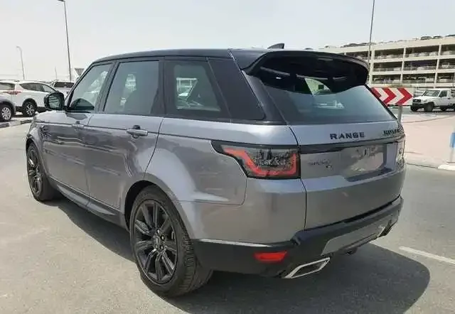 Подержанный 2022/2023 LAND ROVER RANGE SPORT P530 первое издание